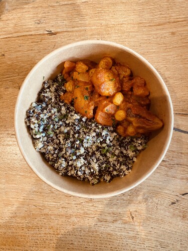 tajine vegan, quinoa noir Quiches/Wraps/Tartines Chaudes
