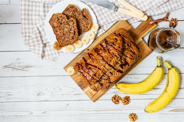 la-recette-de-banana-bread-preferee-des-lecteurs-notee-4-9-5-par-nos-gourmets-elle-va-vous-rejouir